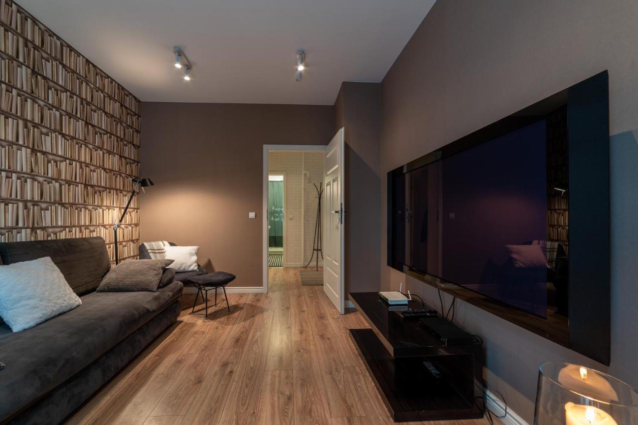 Max Apartment غدينيا المظهر الخارجي الصورة