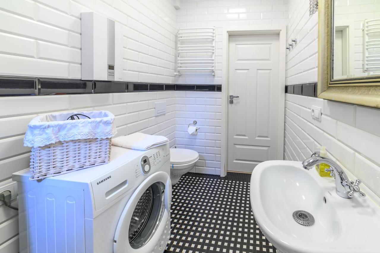 Max Apartment غدينيا المظهر الخارجي الصورة
